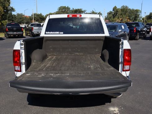 Used 2022 RAM 1500 Classic SLT w/ Electronics Group AWD/4WD image 23