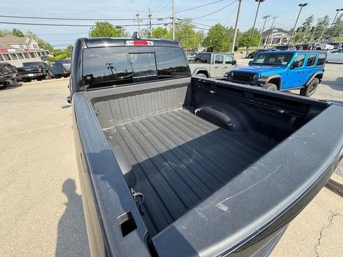 Used 2022 RAM 1500 Big Horn AWD/4WD image 8