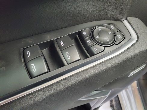 New 2026 GMC Sierra 2500 SLT w/ SLT Premium Package image 10