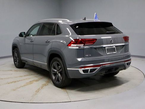 Used 2021 Volkswagen Atlas Cross Sport SE w/ Panoramic Sunroof Package image 9