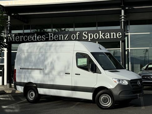 Used 2024 Mercedes-Benz Sprinter 144 Cargo image 1