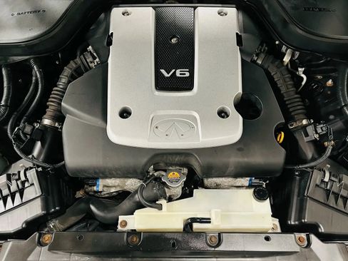 Used 2011 INFINITI G25 x w/ Moonroof Pkg image 22