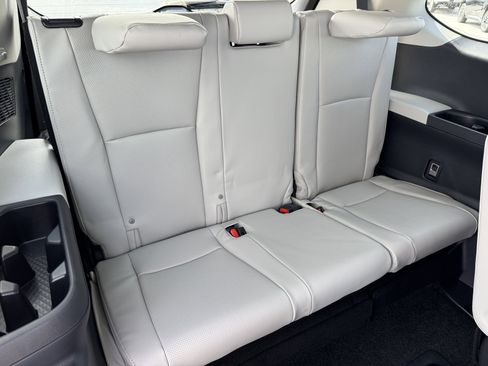 New 2026 Toyota Grand Highlander Limited AWD/4WD image 6
