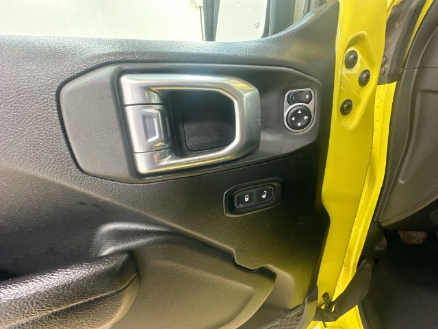 Used 2023 Jeep Wrangler Unlimited Sport AWD/4WD image 23