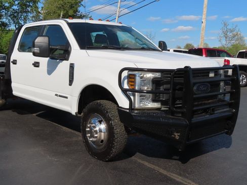 Used 2019 Ford F350 XL w/ Power Equipment Group AWD/4WD image 25