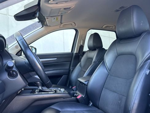 Used 2020 MAZDA CX-5 Touring FWD image 5