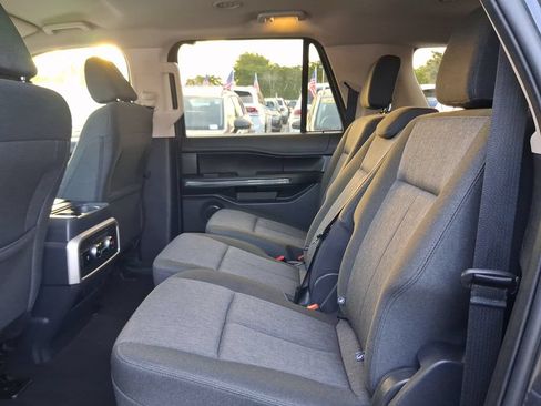 Used 2024 Ford Expedition Max XLT RWD image 8