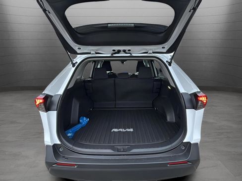 New 2025 Toyota RAV4 LE image 15