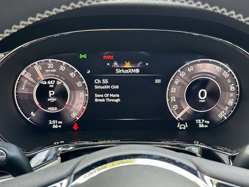 New 2025 Bentley Flying Spur Plug-In Hybrid image 29