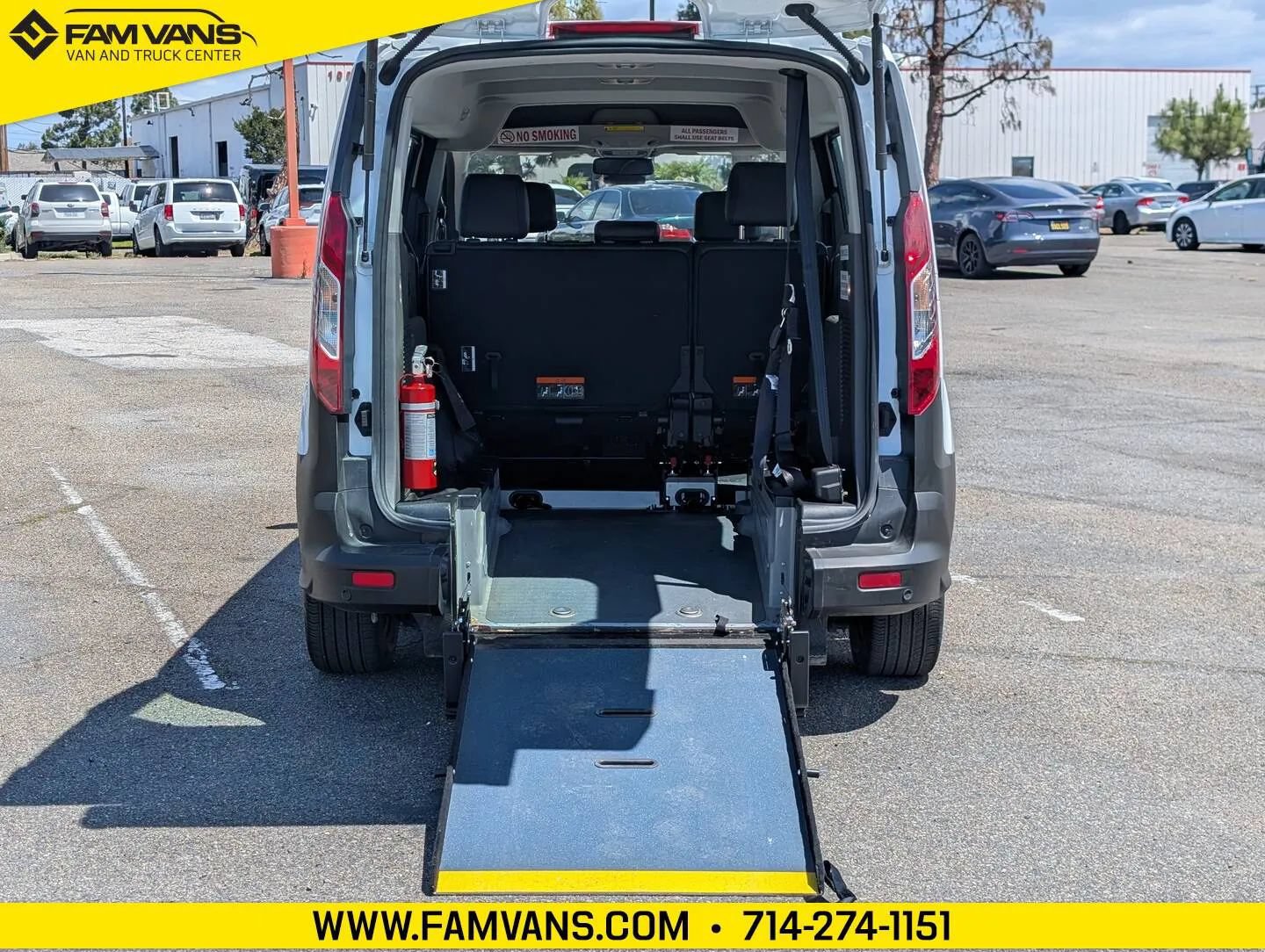 Used 2023 Ford Transit Connect XL FWD image 10