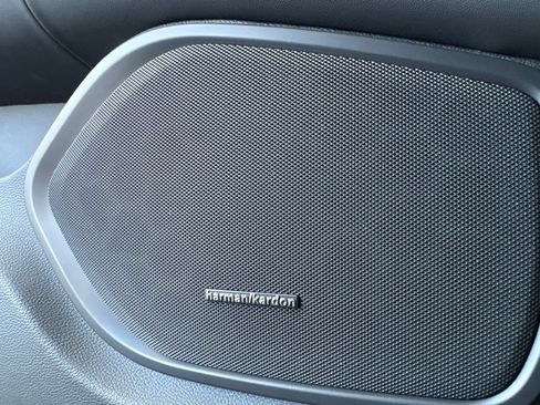 Certified 2022 Maserati Quattroporte Modena Q4 AWD/4WD image 16