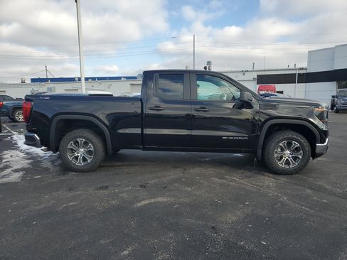 New 2026 GMC Sierra 1500 Pro image 3