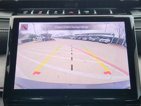 Used 2024 Jeep Grand Cherokee L Limited image 18