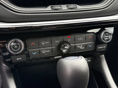 New 2026 Jeep Compass Trailhawk w/ Sun, Sound & Navigation Group AWD/4WD image 20
