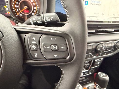 New 2026 Jeep Wrangler Unlimited Rubicon image 12