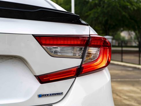 Used 2021 Honda Accord EX image 13