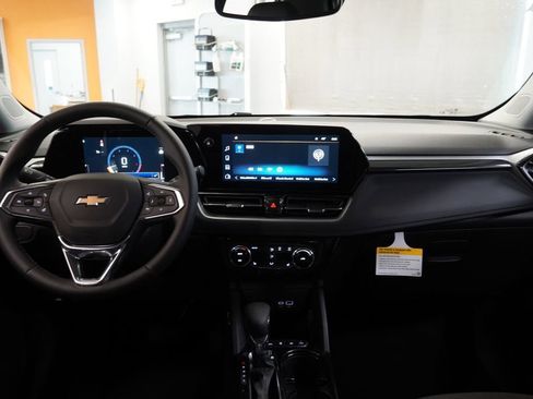 New 2026 Chevrolet TrailBlazer LT AWD/4WD image 8
