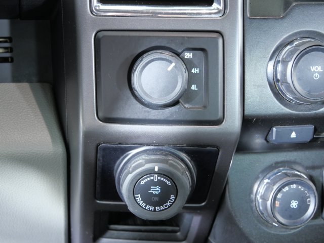 Used 2016 Ford F150 XLT w/ Equipment Group 302A Luxury AWD/4WD image 27