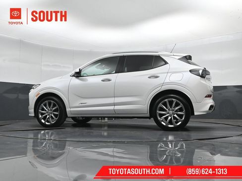 Used 2025 Buick Encore GX Avenir w/ Avenir Convenience Package AWD/4WD image 41
