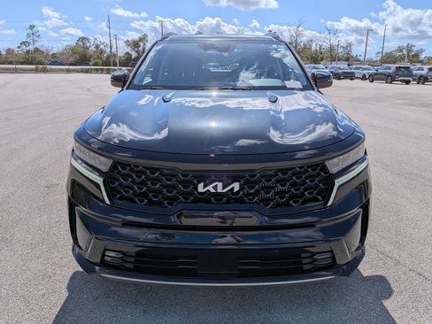 Used 2023 Kia Sorento SX image 3