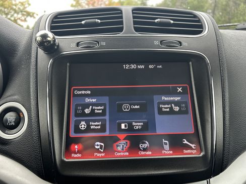 Used 2013 Dodge Journey Crew w/ Driver Convenience Group AWD/4WD image 17