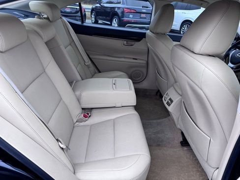 Used 2015 Lexus ES 350 350 Crafted Line image 17