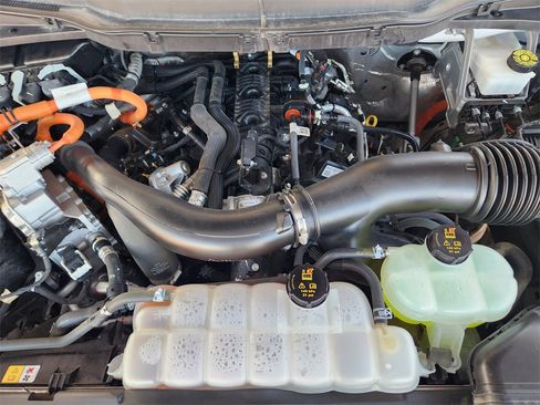 Used 2024 Ford F150 XLT w/ Mobile Office Package image 29