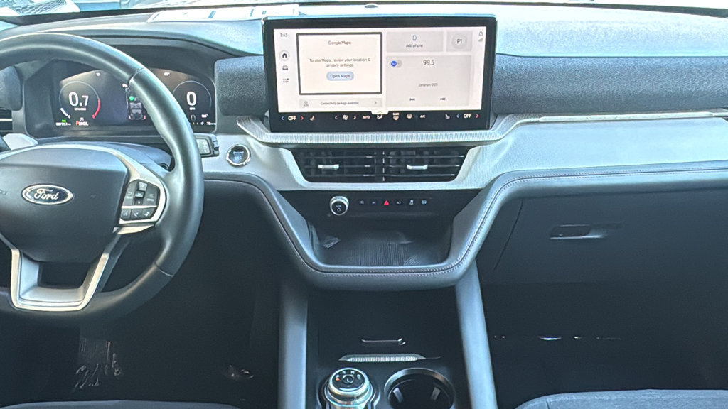 Used 2025 Ford Explorer Active RWD image 9