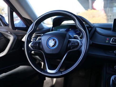 Used 2019 BMW i8 Pure Impulse World image 30