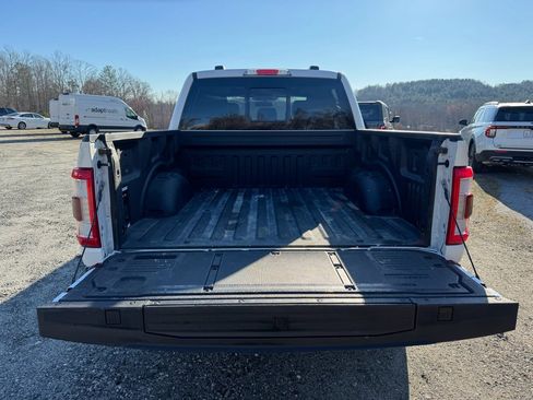 Used 2023 Ford F150 Limited image 7
