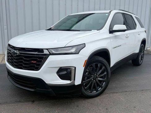 Used 2023 Chevrolet Traverse RS AWD/4WD image 1