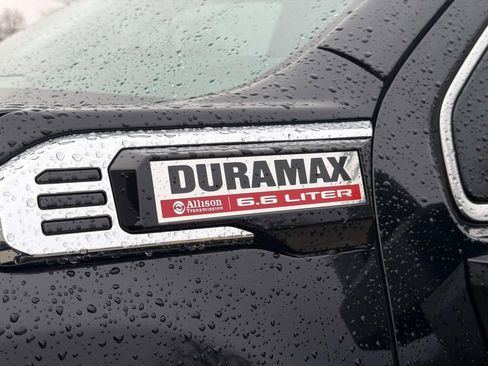 Used 2024 GMC Sierra 2500 Denali w/ Denali Reserve Package image 11