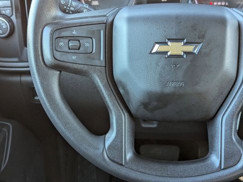 Used 2020 Chevrolet Silverado 1500 Custom w/ Custom Value Package image 22