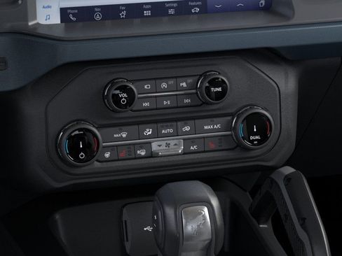 New 2024 Ford Bronco Outer Banks w/ Sasquatch Package image 16