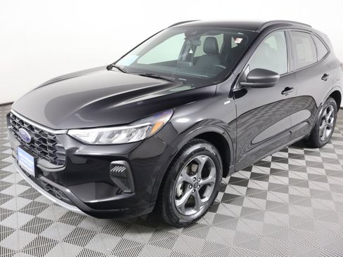 Used 2024 Ford Escape ST-Line image 10