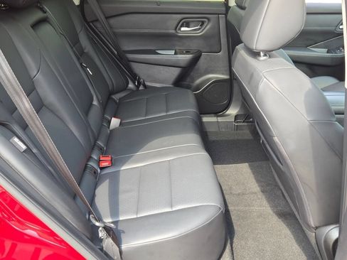Used 2024 Nissan Rogue SV w/ SV Premium Package AWD/4WD image 8