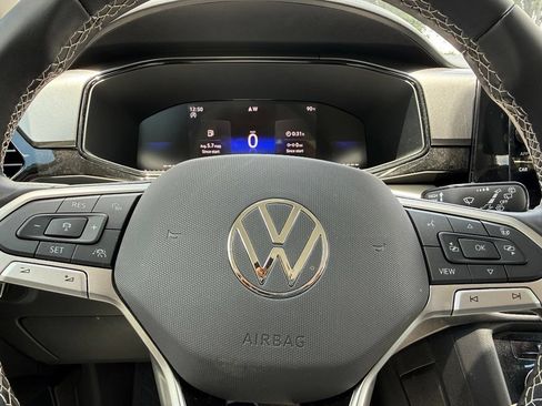 Used 2025 Volkswagen Taos S FWD image 18