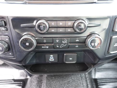 Used 2024 Ford F250 XLT w/ FX4 Off-Road Package image 46