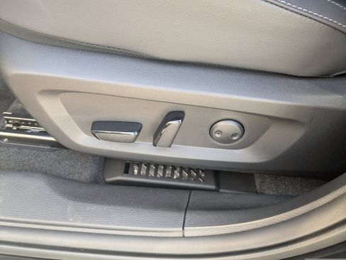 New 2026 Nissan Rogue Platinum AWD/4WD image 15