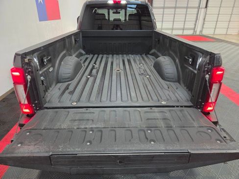 Used 2020 Ford F350 Platinum image 28