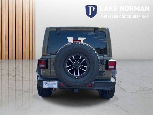 New 2025 Jeep Wrangler Willys image 8