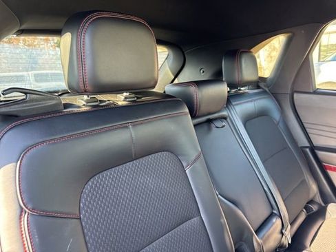 Used 2024 Ford Escape ST-Line image 15