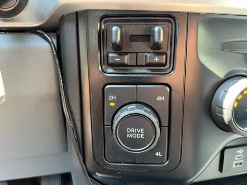 Used 2023 Ford F350 XL AWD/4WD image 22