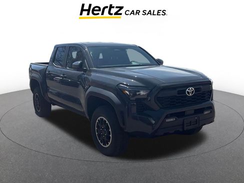 Used 2025 Toyota Tacoma TRD Off-Road AWD/4WD image 1