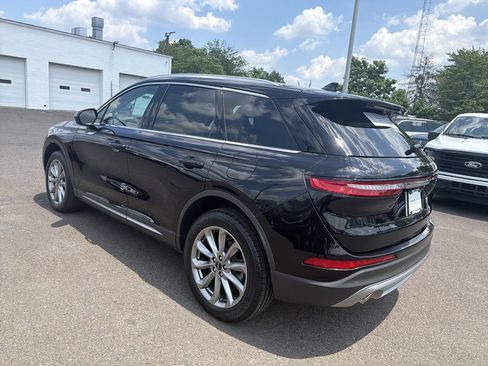 Certified 2022 Lincoln Corsair AWD w/ Premium Package image 3