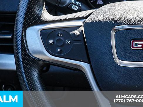 Used 2024 GMC Terrain SLE image 35