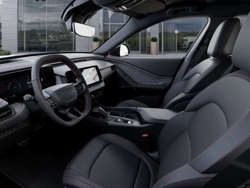 New 2026 Dodge Charger R/T image 18