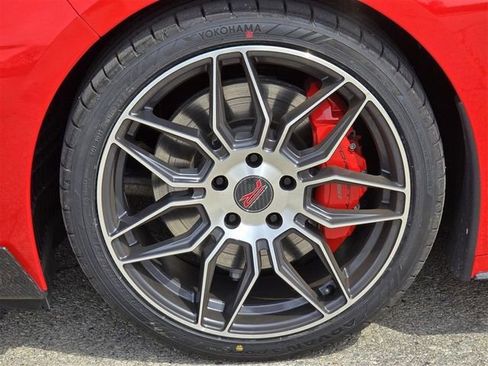 Used 2023 Chevrolet Corvette Stingray Premium Conv w/ Z51 Performance Package RWD image 22