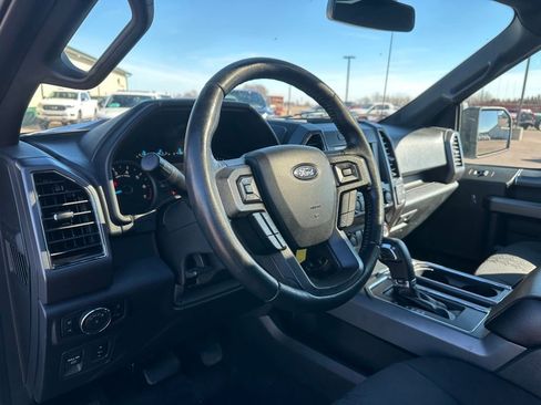 Used 2019 Ford F150 XLT w/ Equipment Group 302A Luxury image 11