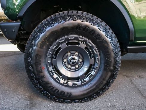 New 2025 Ford Bronco Badlands w/ Sasquatch Package image 11